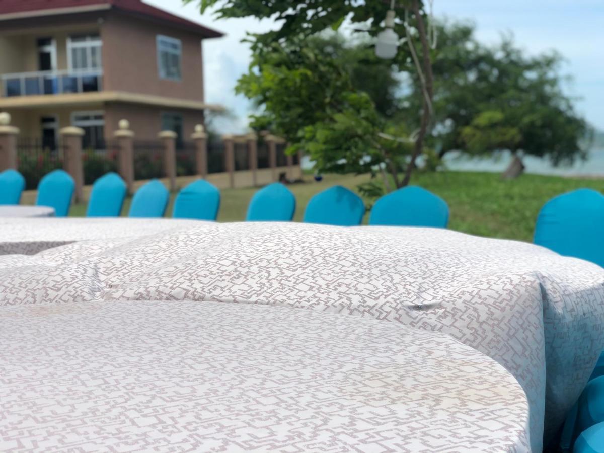 Sea View Beach Resort Lindi Екстер'єр фото