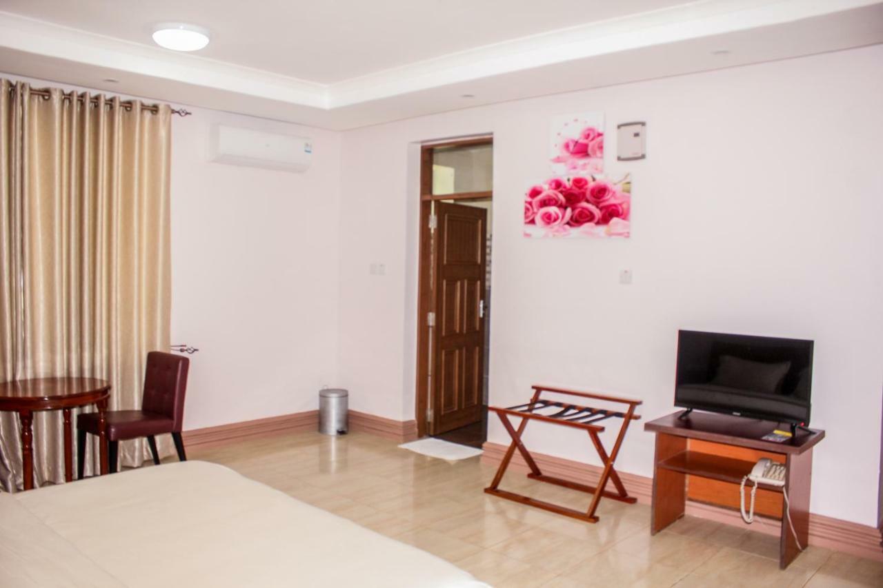 Sea View Beach Resort Lindi Екстер'єр фото