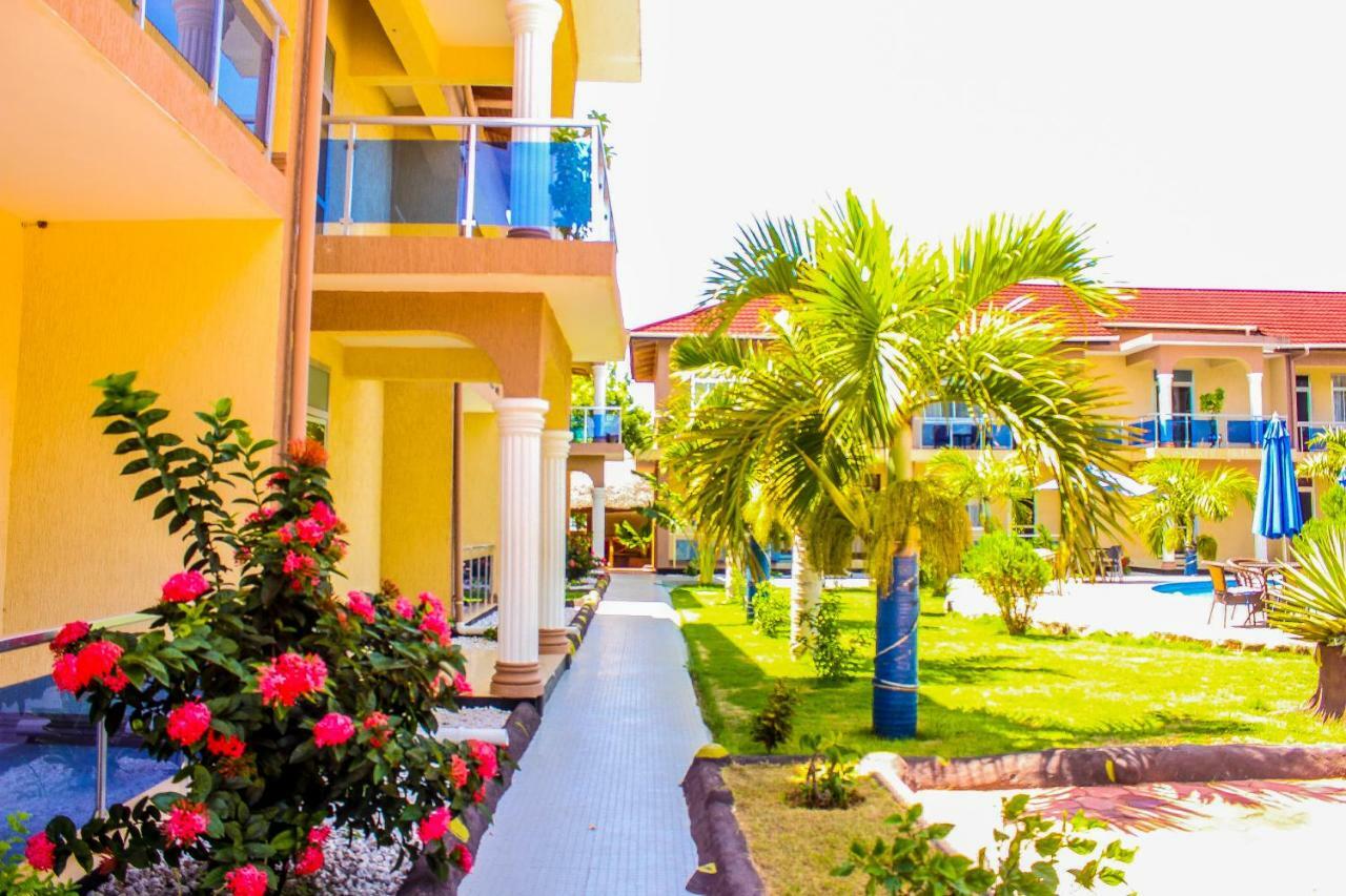 Sea View Beach Resort Lindi Екстер'єр фото