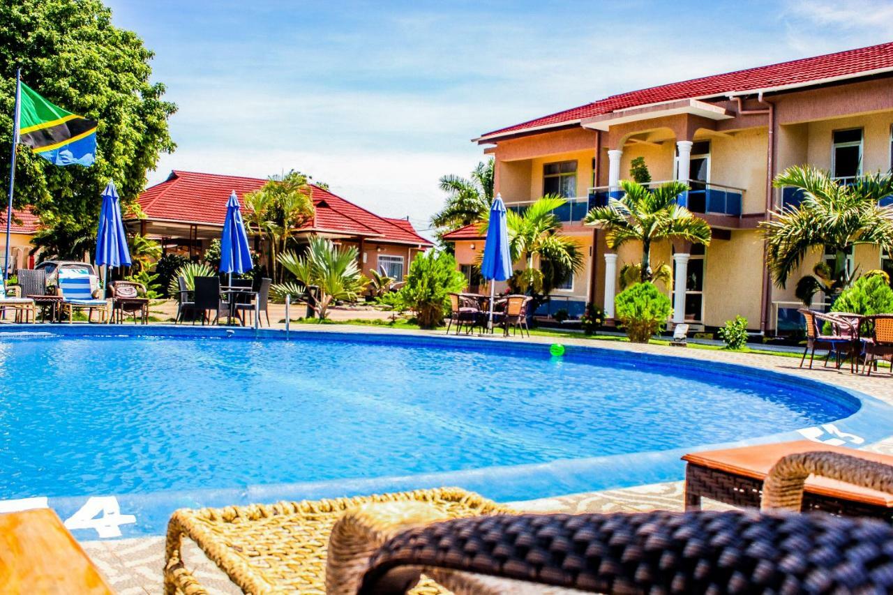 Sea View Beach Resort Lindi Екстер'єр фото